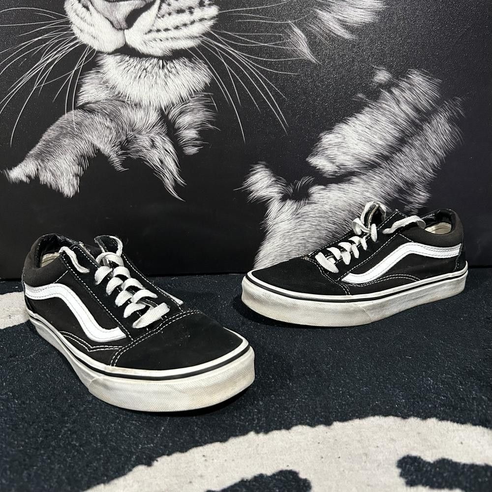 Vans Old Skool VN000D3HY28 Athletic Shoes Unisex M5.5/W7 Black Suede Skateboard